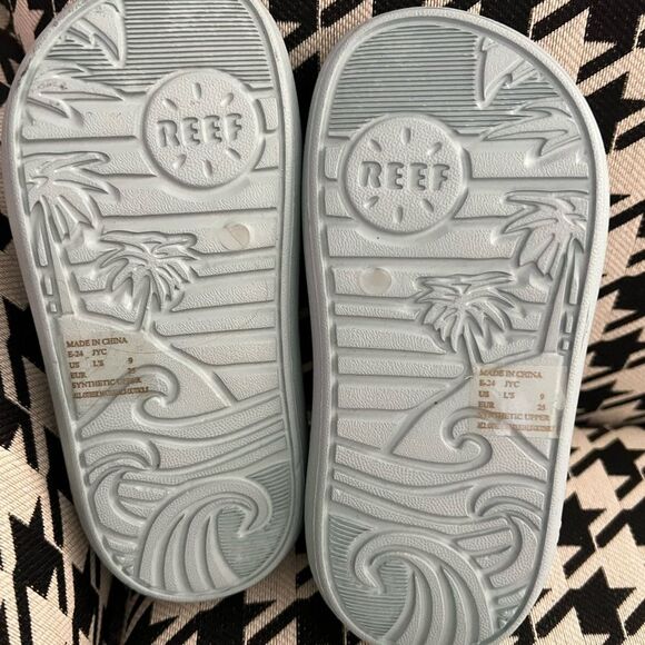 REEF Little Rio Slide Kids' Sandals- Size 9 - Picture 5 of 7
